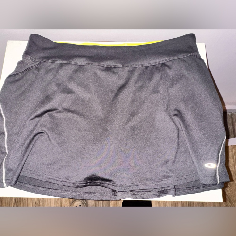 Champion sports skirt XL